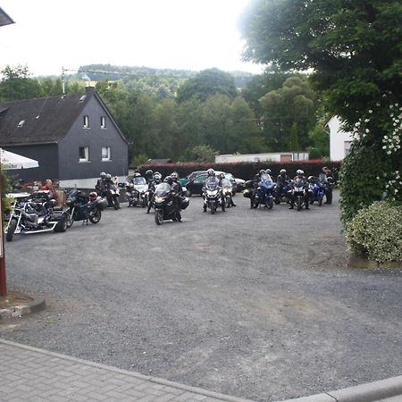 Gasthaus Zur Quelle Bad Marienberg Kültér fotó