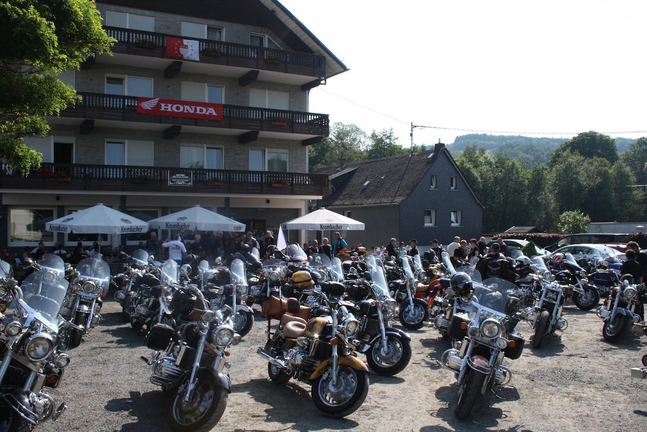 Gasthaus Zur Quelle Bad Marienberg Kültér fotó